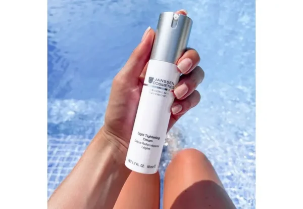 Light Tightening Cream | 50ml - Image 3